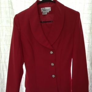 Ladies Suit Size 6